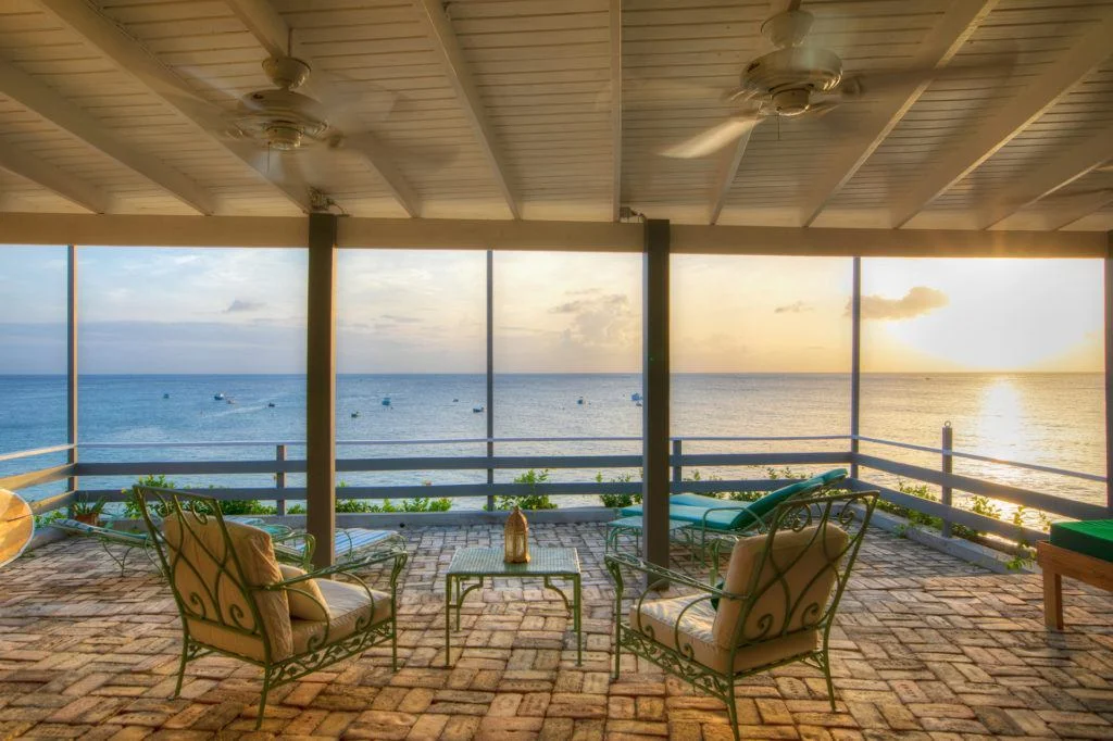 Fustic-Beach-House-Sunset-9